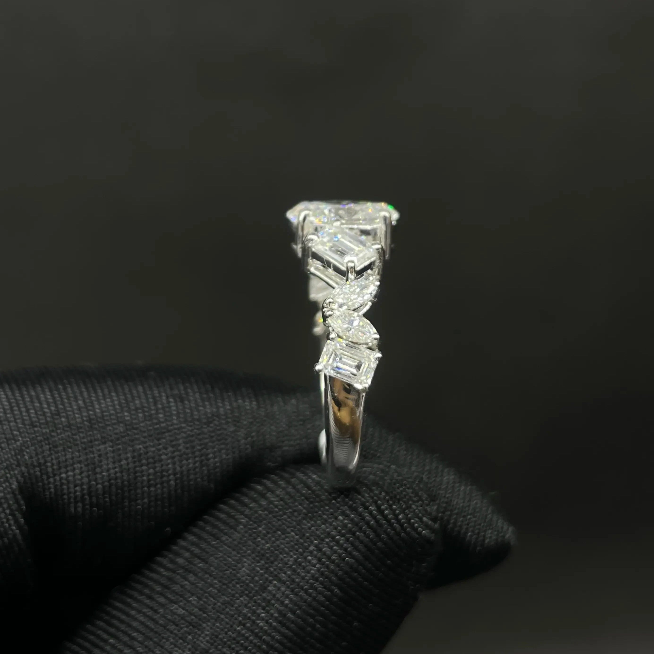 2.23 CT Oval Cut Lab Diamond Ring (Ready for Delivery)
