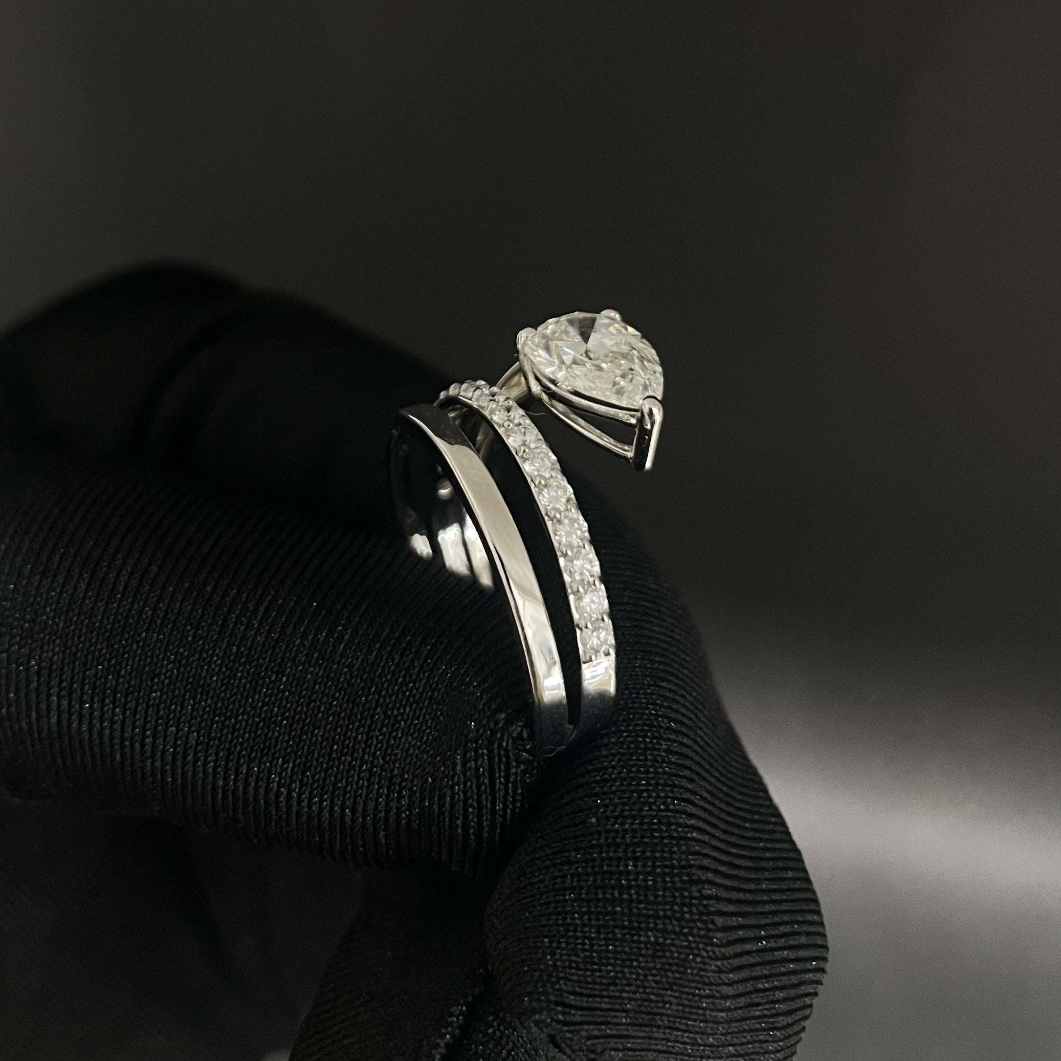 1.8 CT Pear Cut Lab Diamond Ring (Ready for Delivery)
