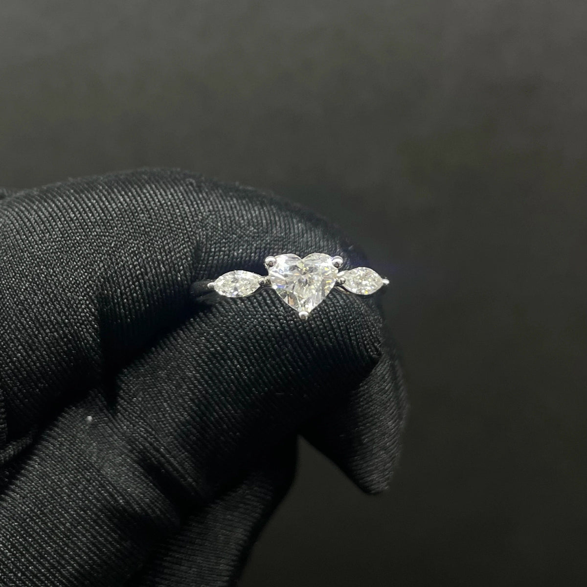 0.96 CT Heart Shaped Lab Diamond Ring (Ready for Delivery)
